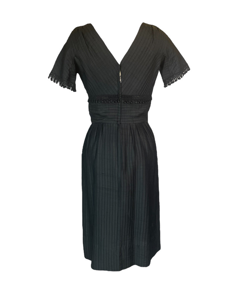 1950s Summer in Noir Dress
