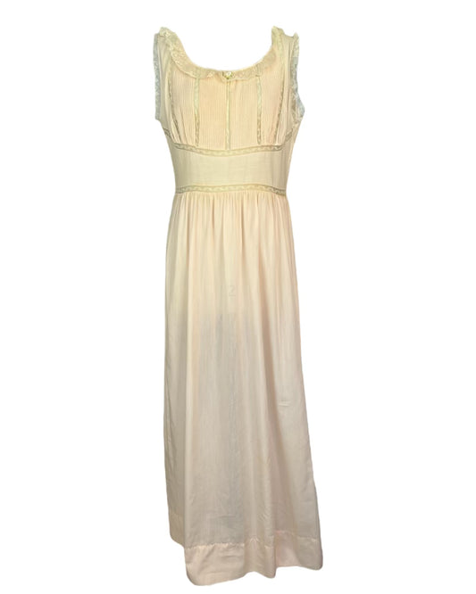 1950s Romance In The Air Nightgown*