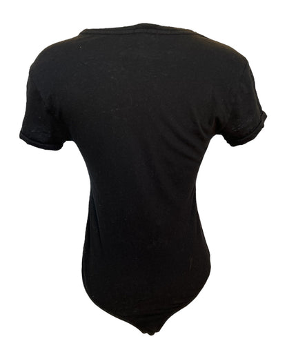 Contemporary Perfect Tuck in Tee Shirt