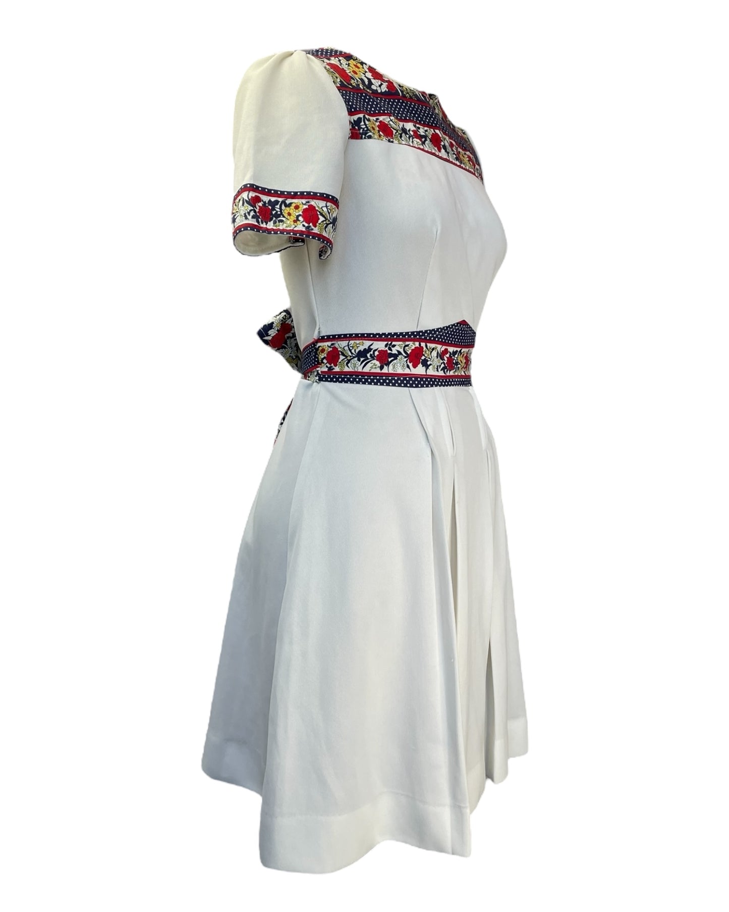 1970s Summer Cottage Dress