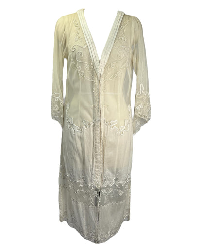 Vintage Embroidered Robe*