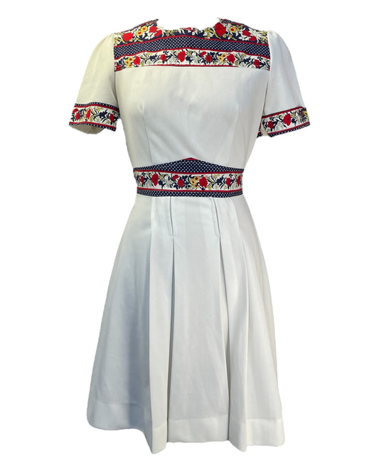 1970s Summer Cottage Dress