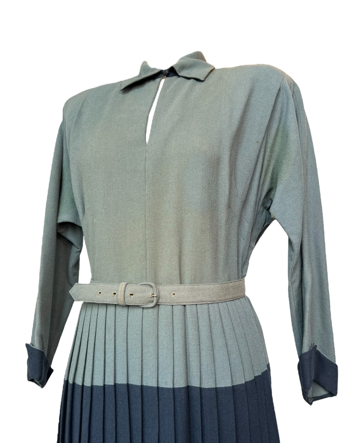 1960s Pleasing Pleats Dress*