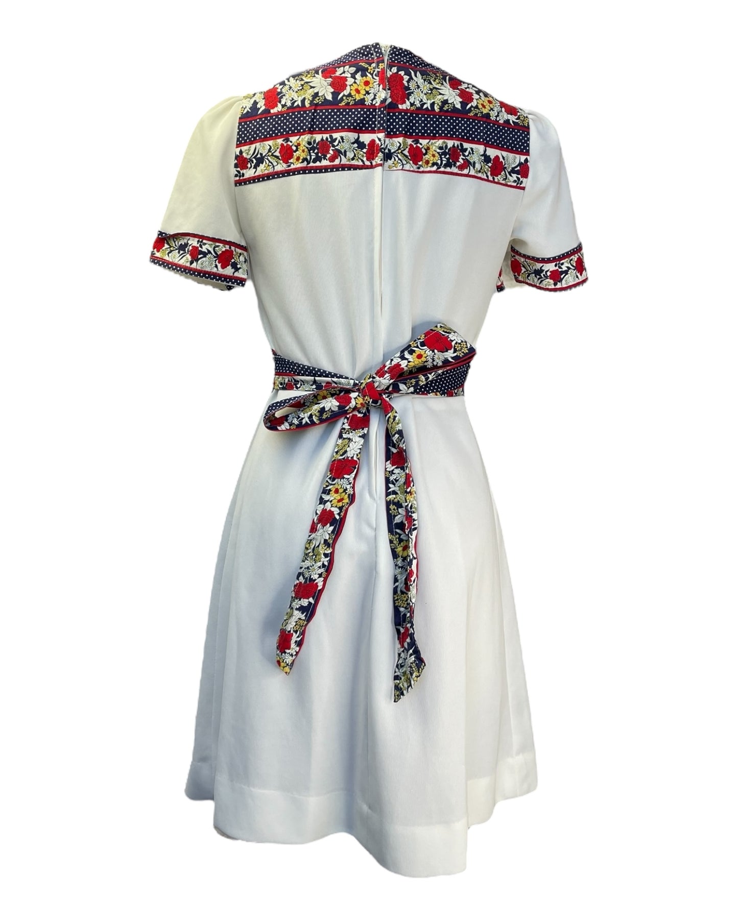 1970s Summer Cottage Dress