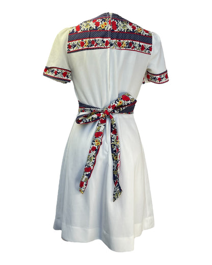 1970s Summer Cottage Dress