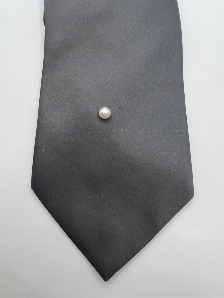 Vintage "Pearl" and Chain Tie Pin